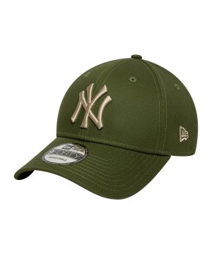 new-era-mlb-9forty-new-york-yankees-cap-gruen-f301-60759071-lifestyle_front.png
