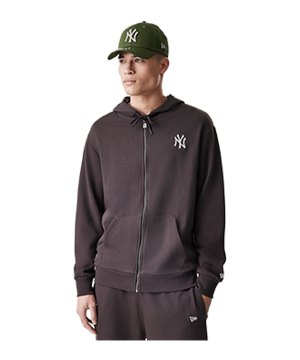 new-era-mlb-le-bb-ny-yankees-kapuzenjacke-f201-60758693-lifestyle_front.png