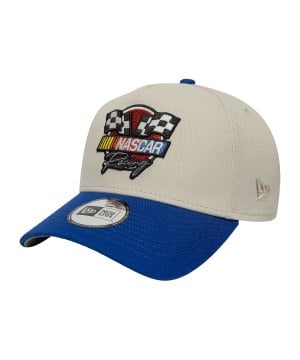 new-era-nascar-flag-9forty-cap-weiss-60667691-lifestyle_front.png