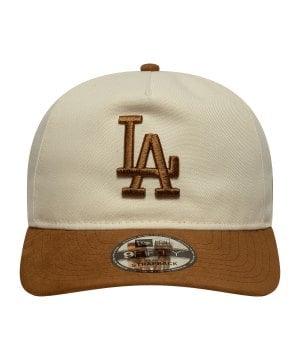 new-era-suede-visor-9fifty-af-losdod-cap-beige-60771821-lifestyle_front.png