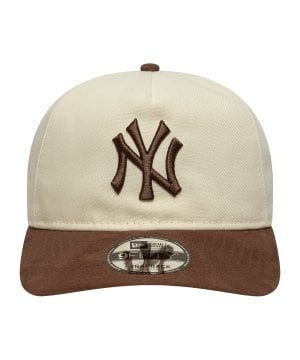 new-era-suede-visor-9fifty-af-neyyan-cap-beige-60771819-lifestyle_front.png