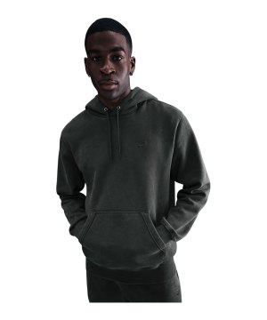 nike-club-basketball-hoody-grau-f060-iq1219-lifestyle_front.png