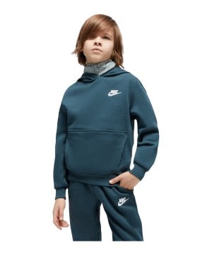 nike-club-fleece-hoody-kids-gruen-f328-fd3000-lifestyle_front.png