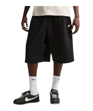 nike-club-oversize-short-schwarz-f010-ii5712-lifestyle_front.png