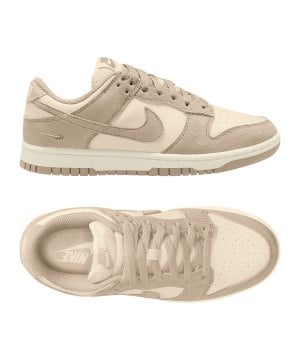 nike-dunk-low-suede-sneaker-damen-braun-f201-io4244-lifestyle_gallery.png