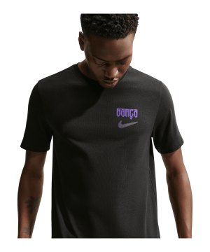 nike-fc-barcelona-kobe-bryant-t-shirt-schwarz-f010-iq4991-fan-shop_front.png