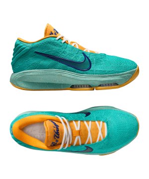 nike-g-t-hustle-3-vw-per-schuh-gruen-f300-if2520-hallenschuhe_gallery.png