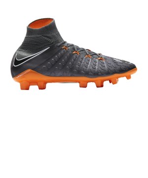 nike hypervenom size 7.5