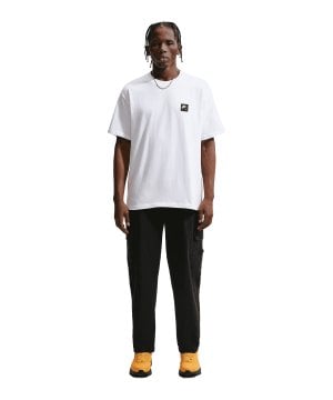 nike-nsw-air-box-t-shirt-weiss-f100-ir8021-lifestyle_front.png