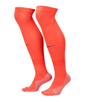 nike-strike-kh-stutzen-rot-f635-fq8253-.png