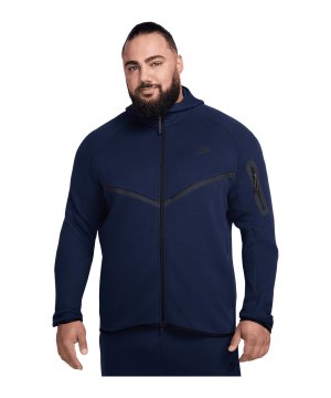 nike-tech-fleece-hoody-blau-f451-hv0949-lifestyle_front.png