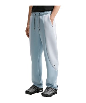 nike-tech-fleece-jogginghose-blau-f440-if1323-lifestyle_front.png