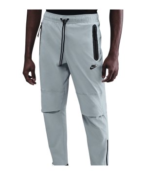 nike-tech-open-hem-hose-grau-f025-ib6663-lifestyle_front.png