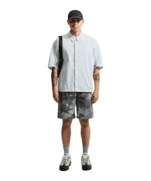 nike-tech-sweatshort-schwarz-f010-if1331-lifestyle_front.png