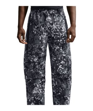 nike-tech-woven-hose-grau-f077-im5711-lifestyle_front.png
