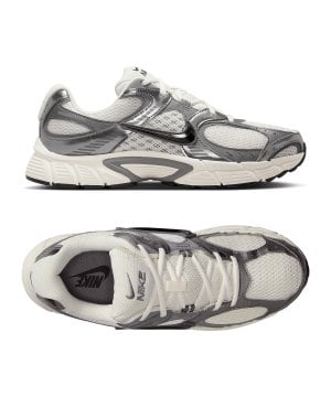 nike-v5-rnr-sneaker-blau-f009-hj5228-lifestyle_gallery.png