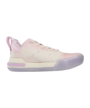 peak-andrew-wiggins-1-pink-et31887-pink-lifestyle_right_out.png