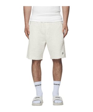 pegador-libco-structured-knit-short-beige-pgdr-3625-407-lifestyle_front.png