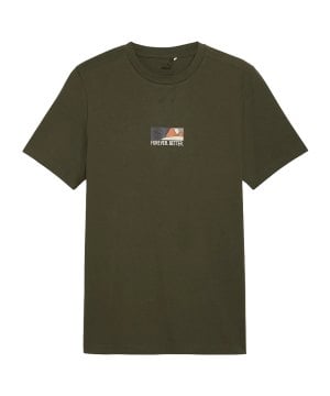 puma-better-sportswear-t-shirt-gruen-f70-681757-lifestyle_front.png
