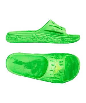 puma-mb-03-badelatsche-gruen-f04-394223-lifestyle_gallery.png