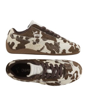 puma-speedcat-cow-sneaker-damen-braun-f01-406141-lifestyle_gallery.png