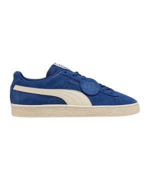 puma-suede-charles-fstead-vi-sneaker-blau-f02-408464-lifestyle_right_out.png