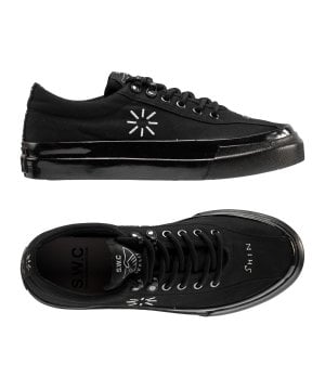 stepney-s-w-c-hersey-dellow-damen-yh01012-lifestyle_gallery.png