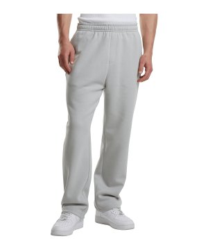 urban-classics-fluffy-jogginghose-grau-tb7285-lifestyle_front.png