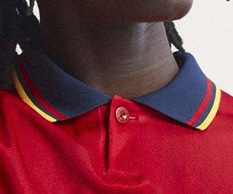 Col polo boutonn&eacute;