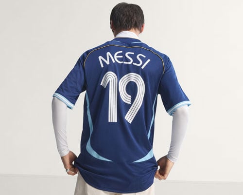 adidas AFA Argentinien Bringback Away Trikot 2006 R&uuml;ckseite vorberedelt mit MESSI 19
