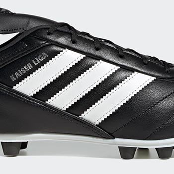 Detailansicht der gezackten adidas 3-Stripes