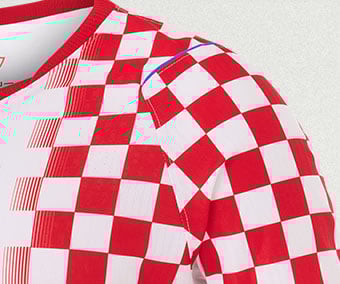 Hightech 3D Knit with mesh directly worked in and custom raglan cut on shoulders