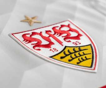 Gestickter VfB-Patch + 3D-Stern