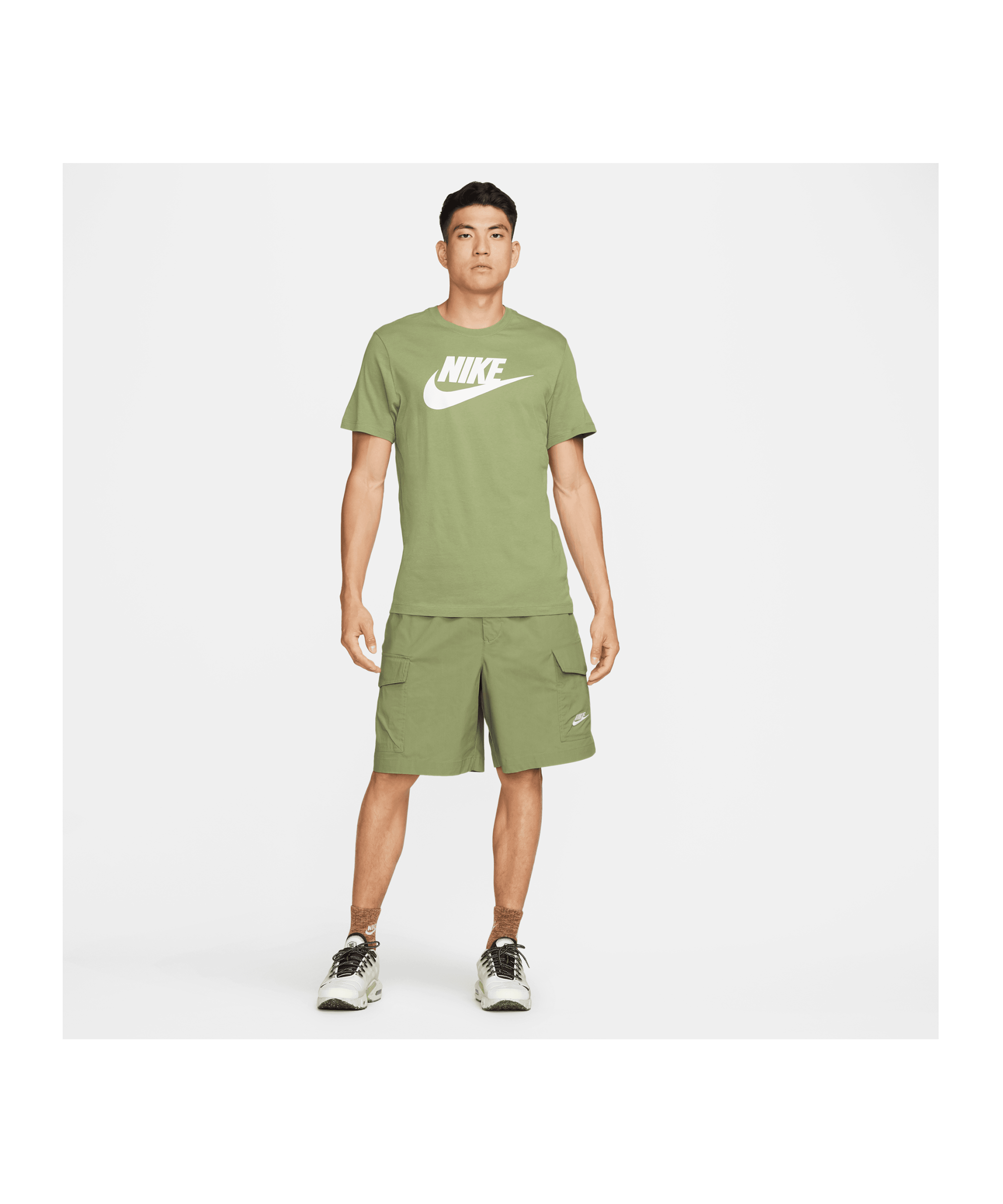 Nike Icon Futura T-Shirt Grün Weiss F334 - gruen