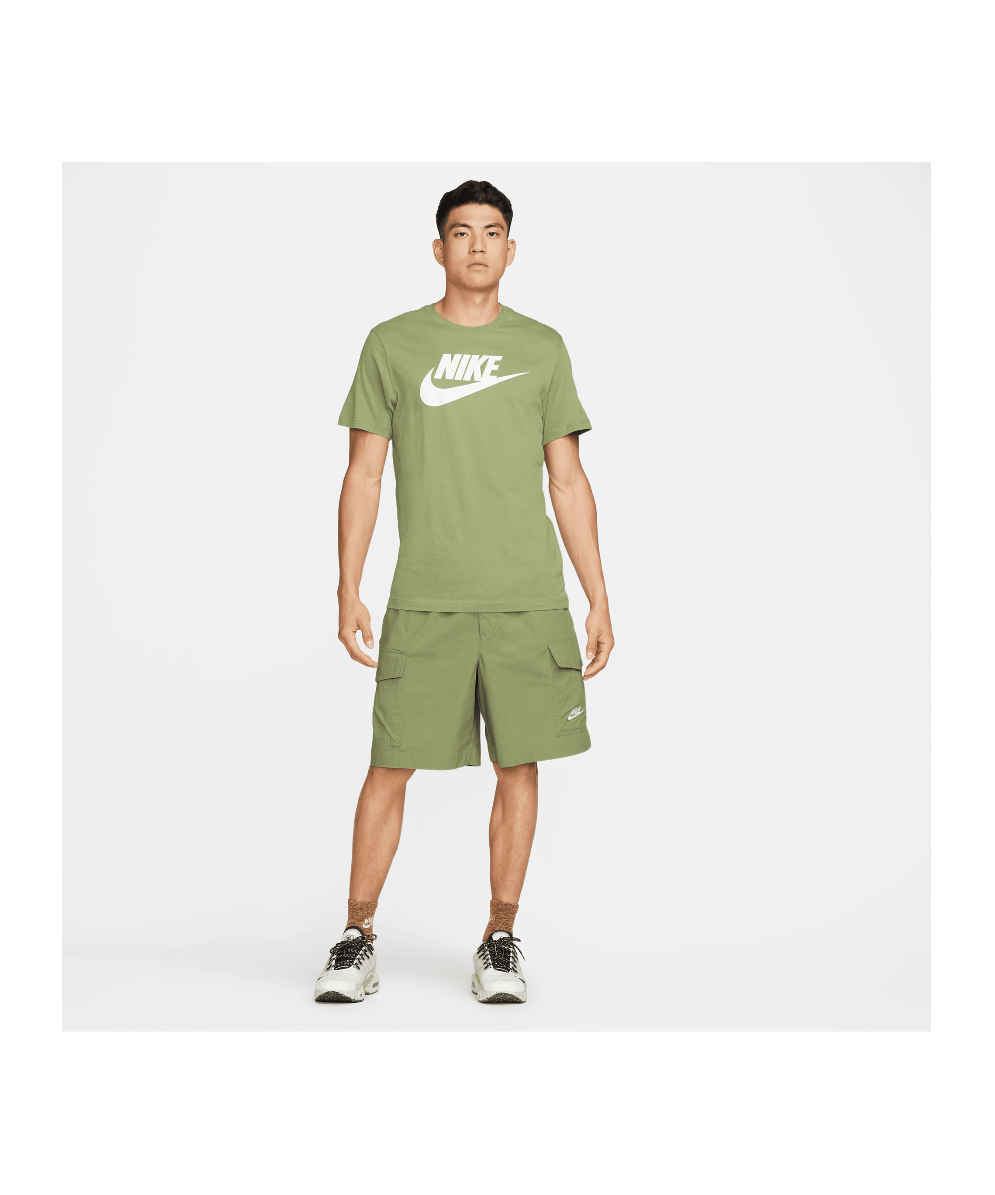 Nike Icon Futura T-Shirt Grün Weiss F334 - gruen