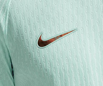 Hightech 3D Knit with Nike Swoosh as patch in copperplate optics with patina referencing the copper-shell of the Statue of Liberty