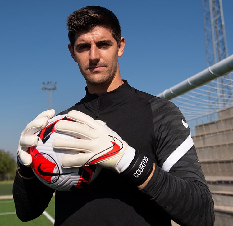 Zehn Fakten über Torwart Handschuhe, die jeder Torhüter wissen sollte!
