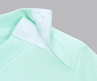 Hightech 3D Knit with mesh and patterns directly built in + Tricolore tag on cuff