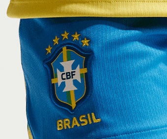 Logo patch and stars with BRASIL embroidered also on short