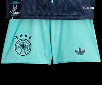 Diaper-friendly short