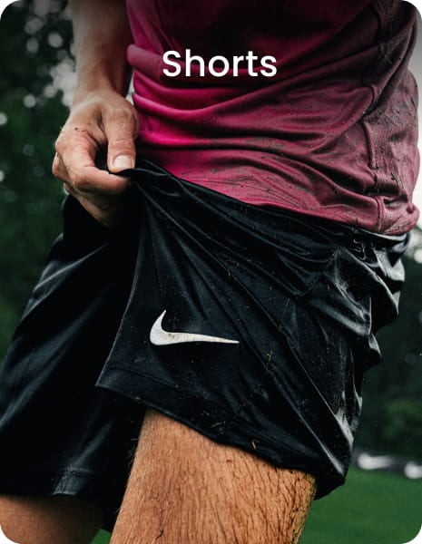Black training shorts for footballers - Football shorts collection at 11teamsports