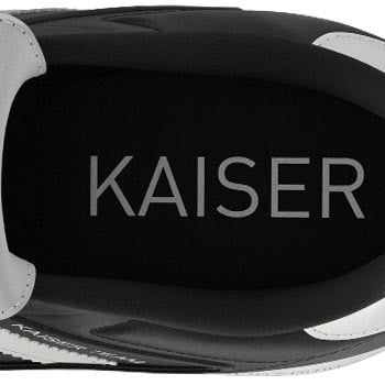 Blick in den adidas Kaiser auf die Einlegesohle